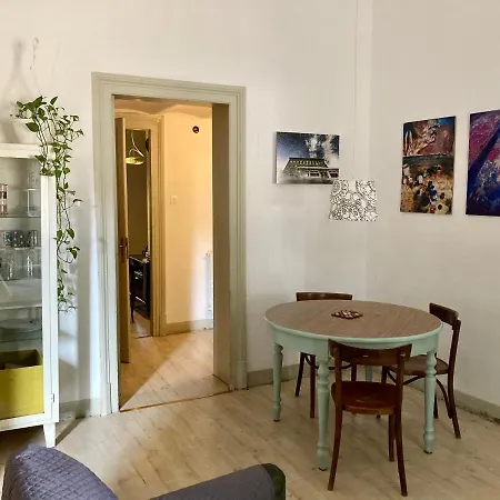 Casa Atelier In Centro Su Filippina Palermo